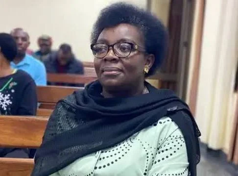 Global: EU ordered Rwanda to release its opposition politician woman Ingabire Victoire.