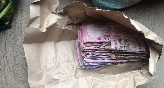 Nyagatare district:The Executive Secretary of a cell and the Security Officer of that Cell have had their case file submitted to the Prosecution. They are accused of taking a bribe of 100,000 Rwandan francs, which they allegedly demanded from a farmer, claiming it was to buy a printer for the Cell.